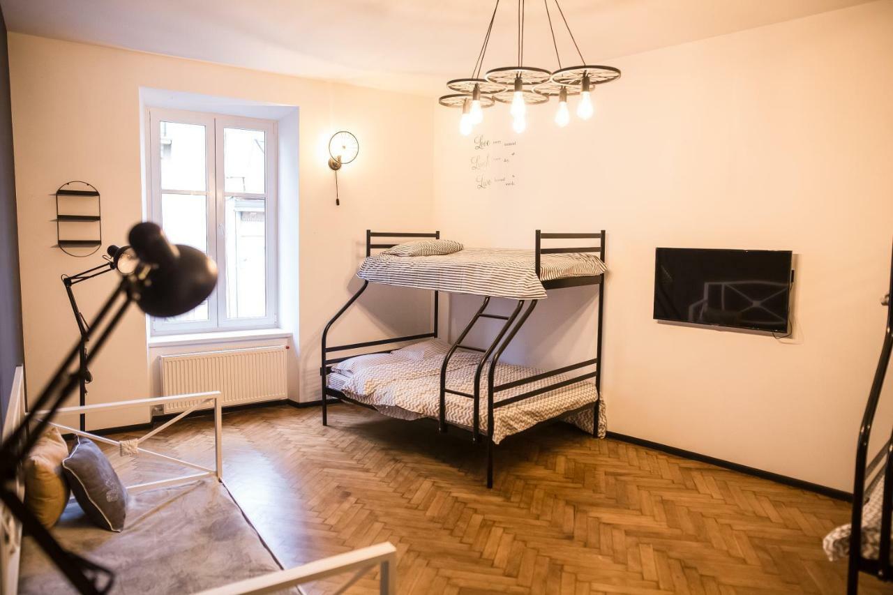 Modestm#Ilike# Lägenhet Lviv Exteriör bild